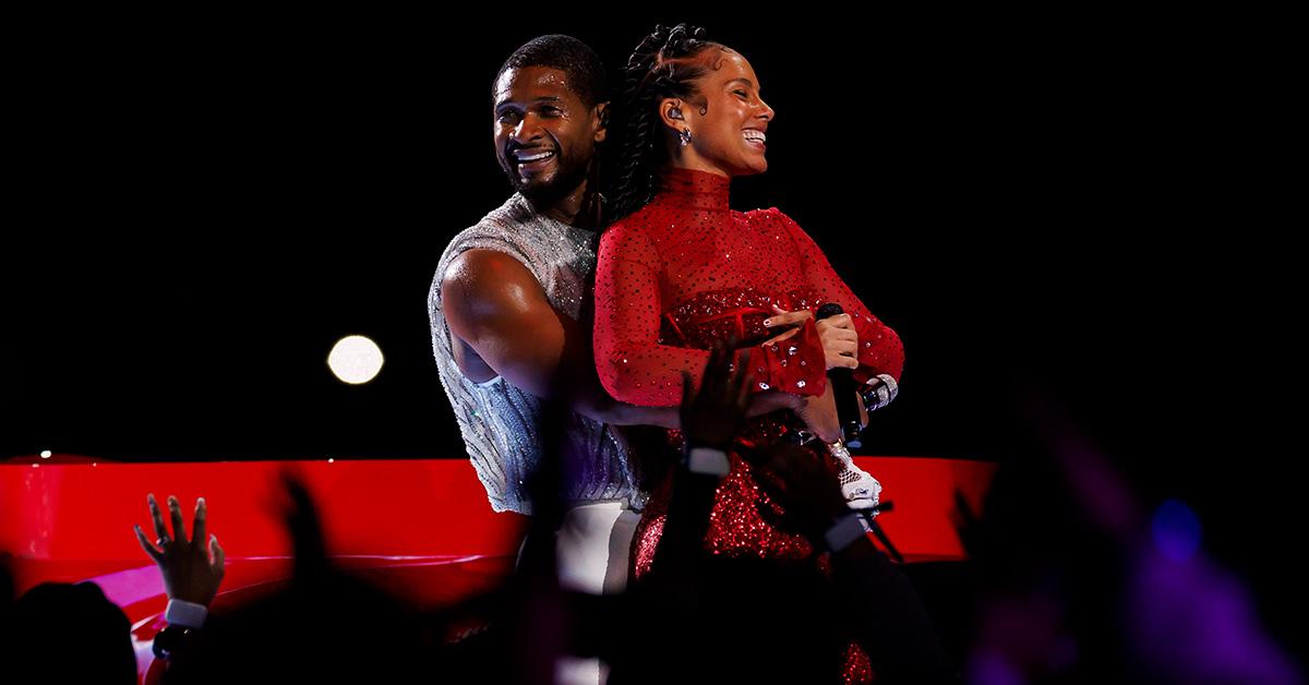 Alicia Keys and Usher together at the Super Bowl. 