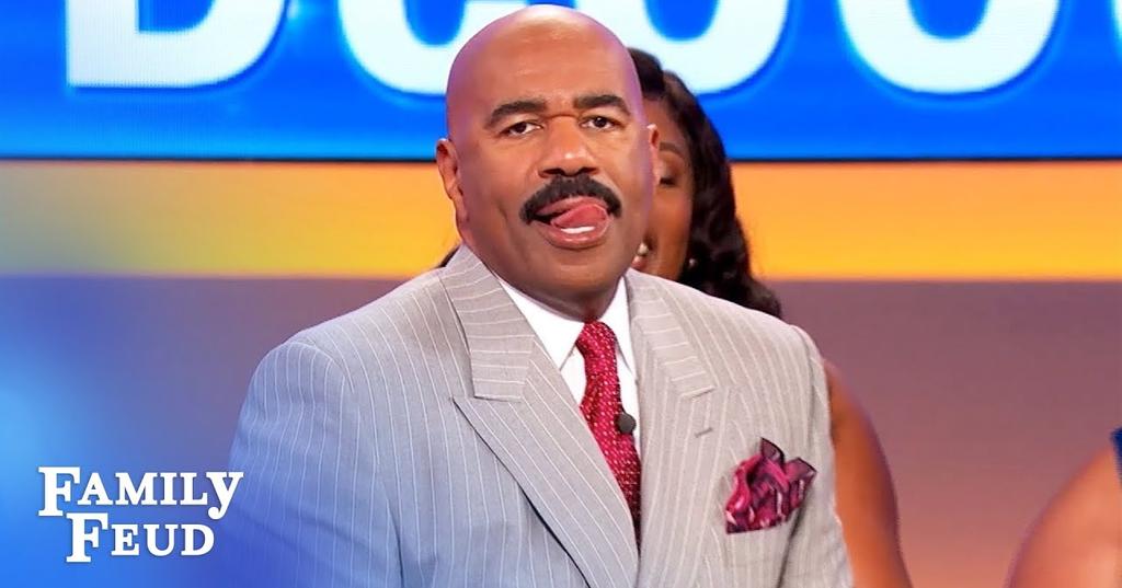 How Many Suits Does Steve Harvey Have? The Answer A Lot