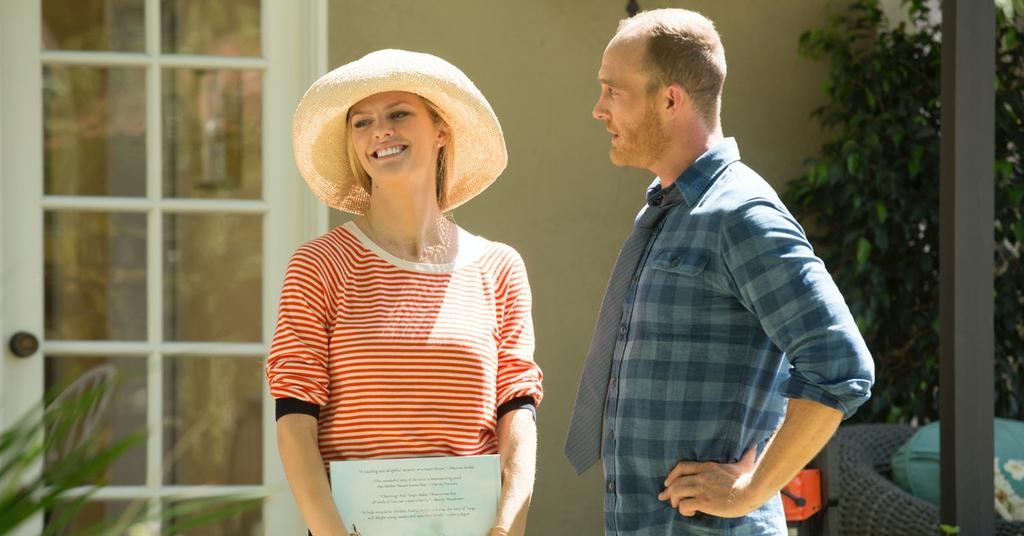 Who Plays Coyote Bergstein in 'Grace and Frankie'?