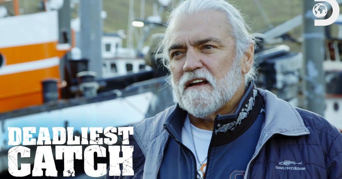 The Wizard Sails Right Up to the Ice Park . Deadliest Catch #Sea