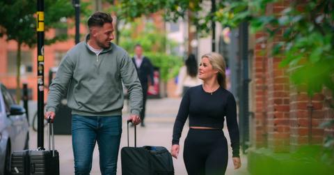 What is 'Love is Blind: UK' Cast Member Bardha's Height?