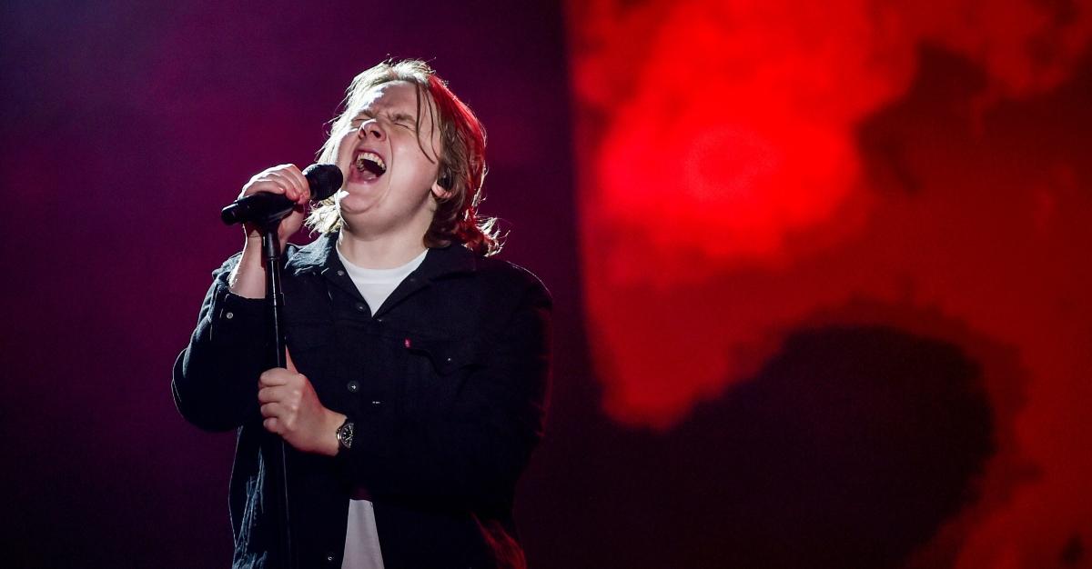 Meet Lewis Capaldi's Parents and Siblings