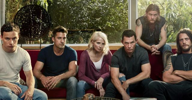 The entire cast of Animal Kingdom.