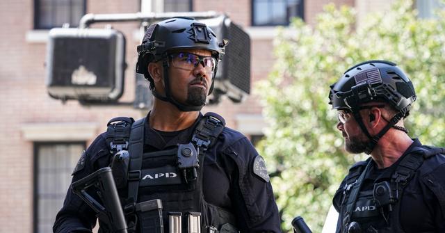 Shemar Moore in the Season 4 finale of 'S.W.A.T.' as Hondo