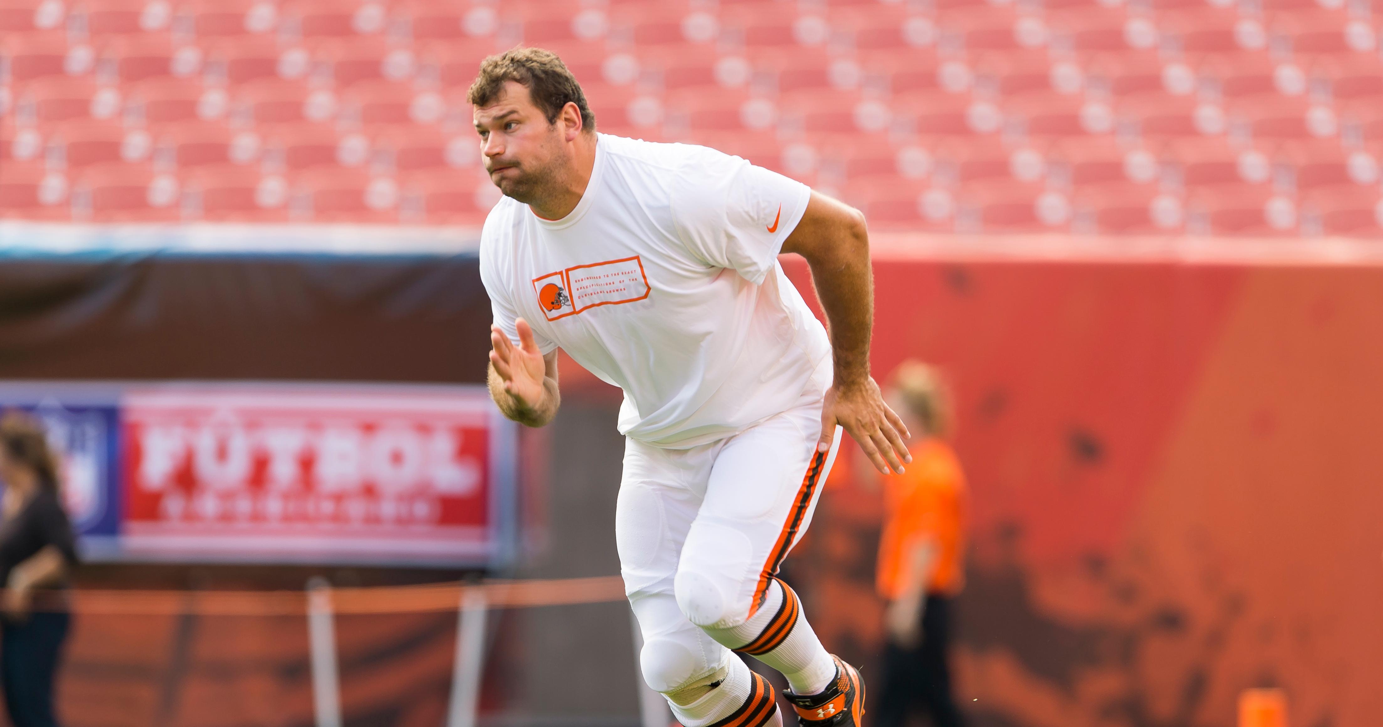 joe thomas football jersey