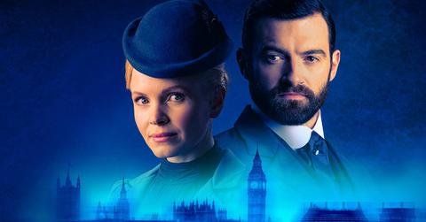 Eliza finds new cases through the Duke, a friend who works as a detective for Scotland Yard who helps feed her information.
