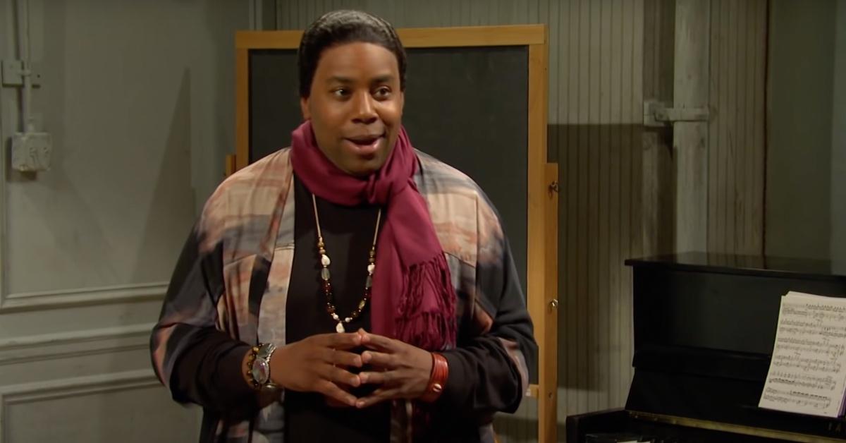 Kenan Thompson performs on an episode of 'SNL'