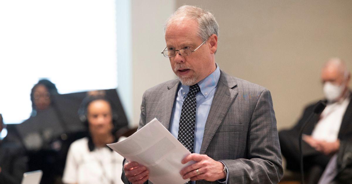 Creighton Waters cross examines Alex Murdaugh during Murdaugh's trial