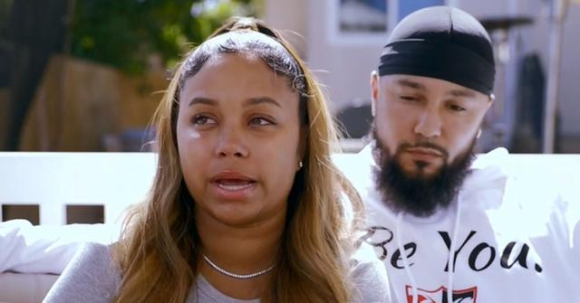 Cheyenne Floyd, Zach Davis