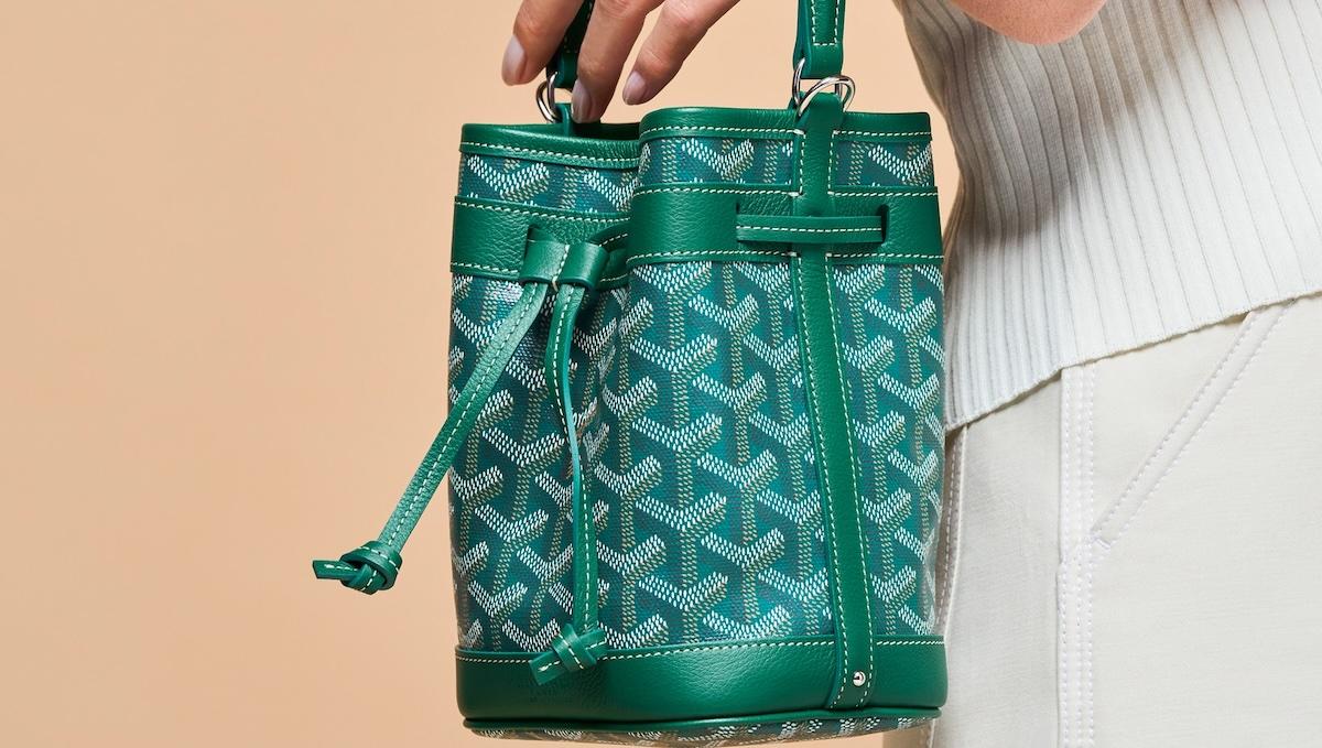 goyard purse