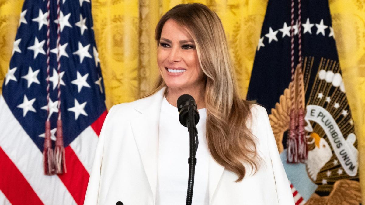 Was Melania Trump Seen Visiting Trump at Walter Reed?