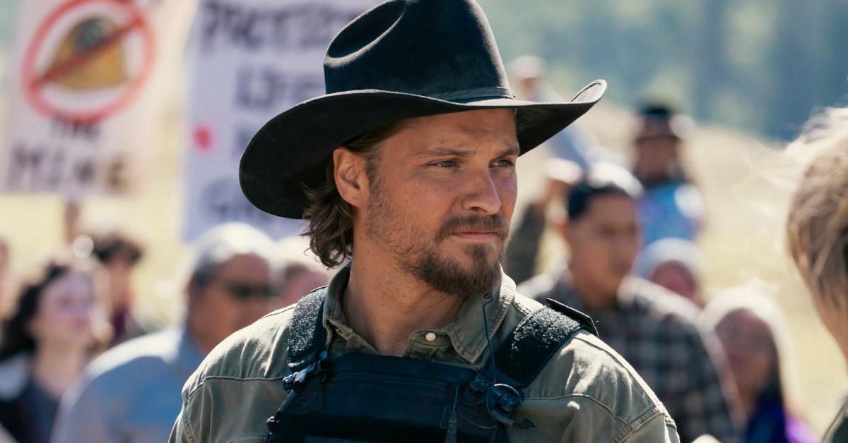 Luke Grimes as Kayce in 'Marshals'.