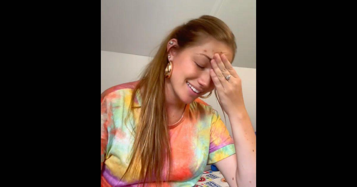 Woman finds out therapist is a MAGA supporter.