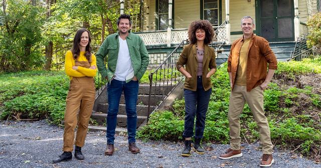(L-R) Elizabeth Finkelstein, Ethan Finkelstein, Jennifer Salvemini, and Scott Reed for HGTV's 'Who's Afraid of a Cheap Old House?'
