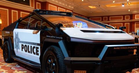 Las Vegas Police Department Debuts Fleet of Patrol Cybertrucks