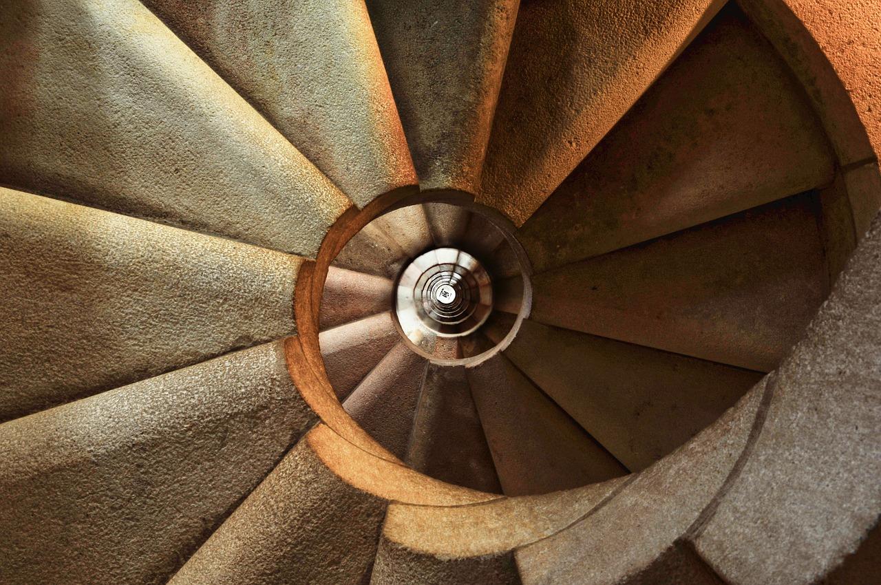 staircase-600468_1280-1498848659686.jpg