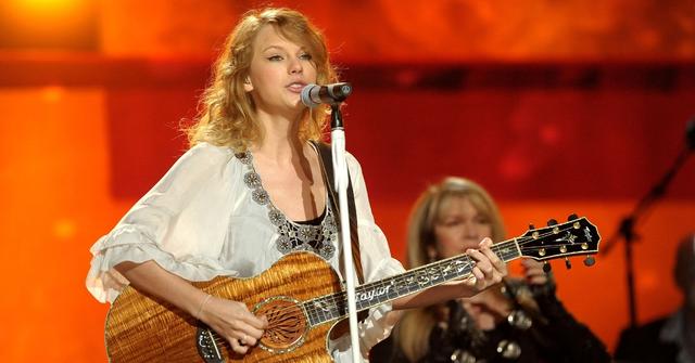 Taylor Swift and Stevie Nicks rehearse for the 52nd Annual GRAMMY Awards held at Staples Center on January 31, 2010 in Los Angeles, California.