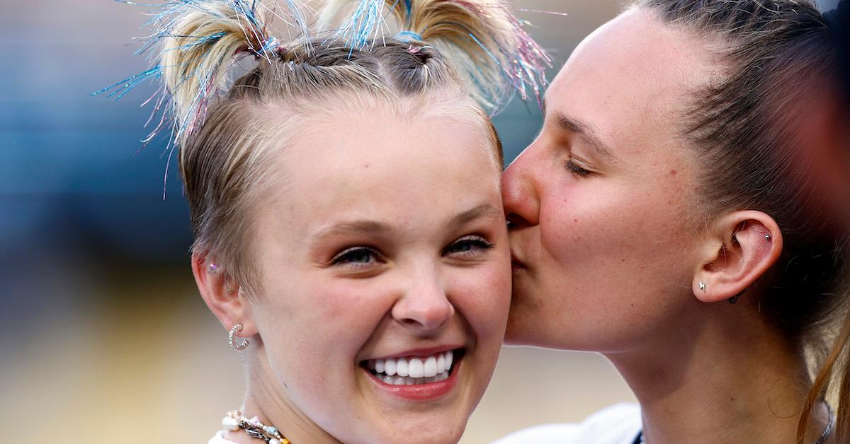 Does JoJo Siwa Have a Girlfriend? Plus, Her Dating History