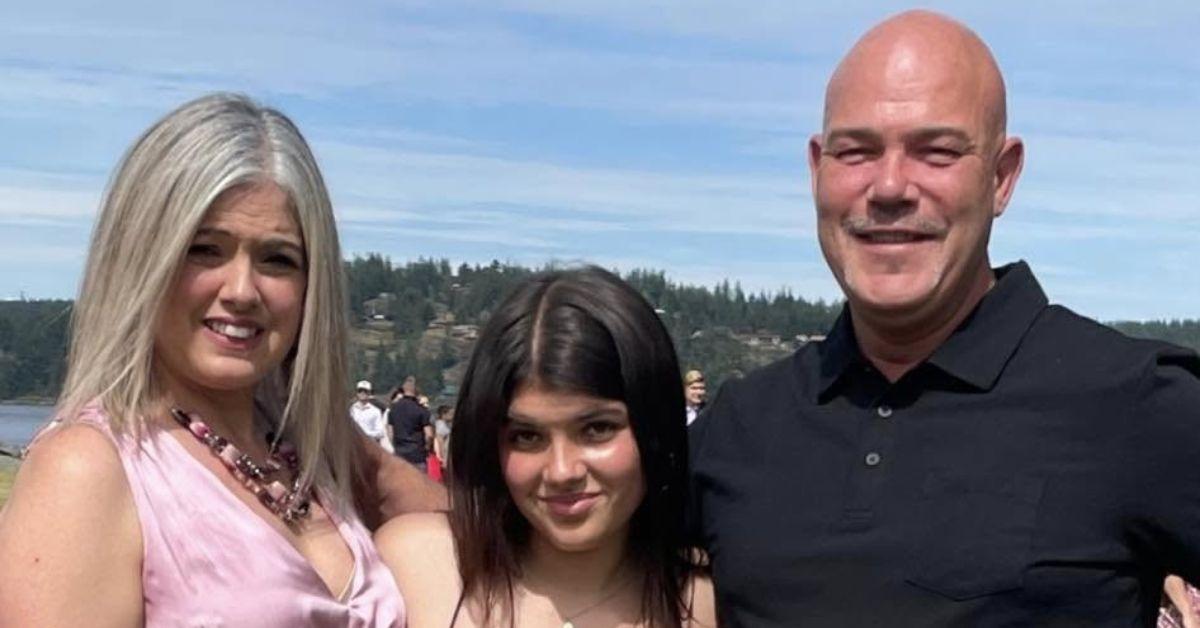 Piper James with her parents