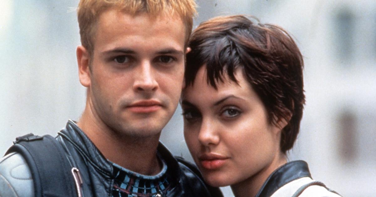 Angelina Jolie and Jonny Lee Miller in 'Hackers.'