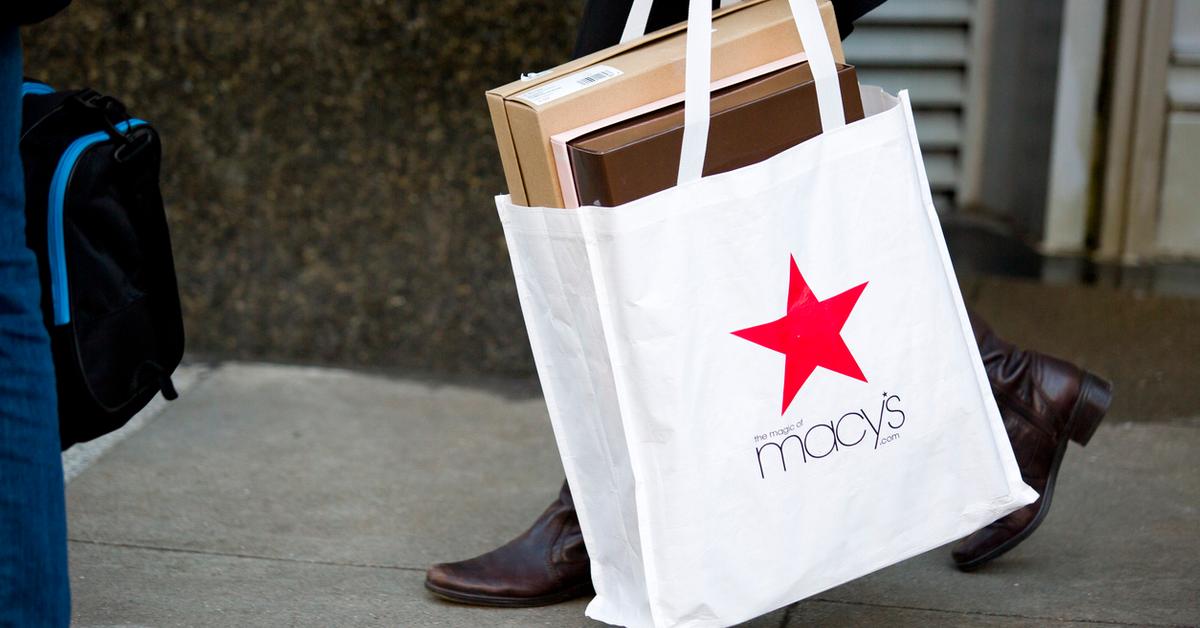 Are Stores Open New Year's Day? You Can Shop at These Stores