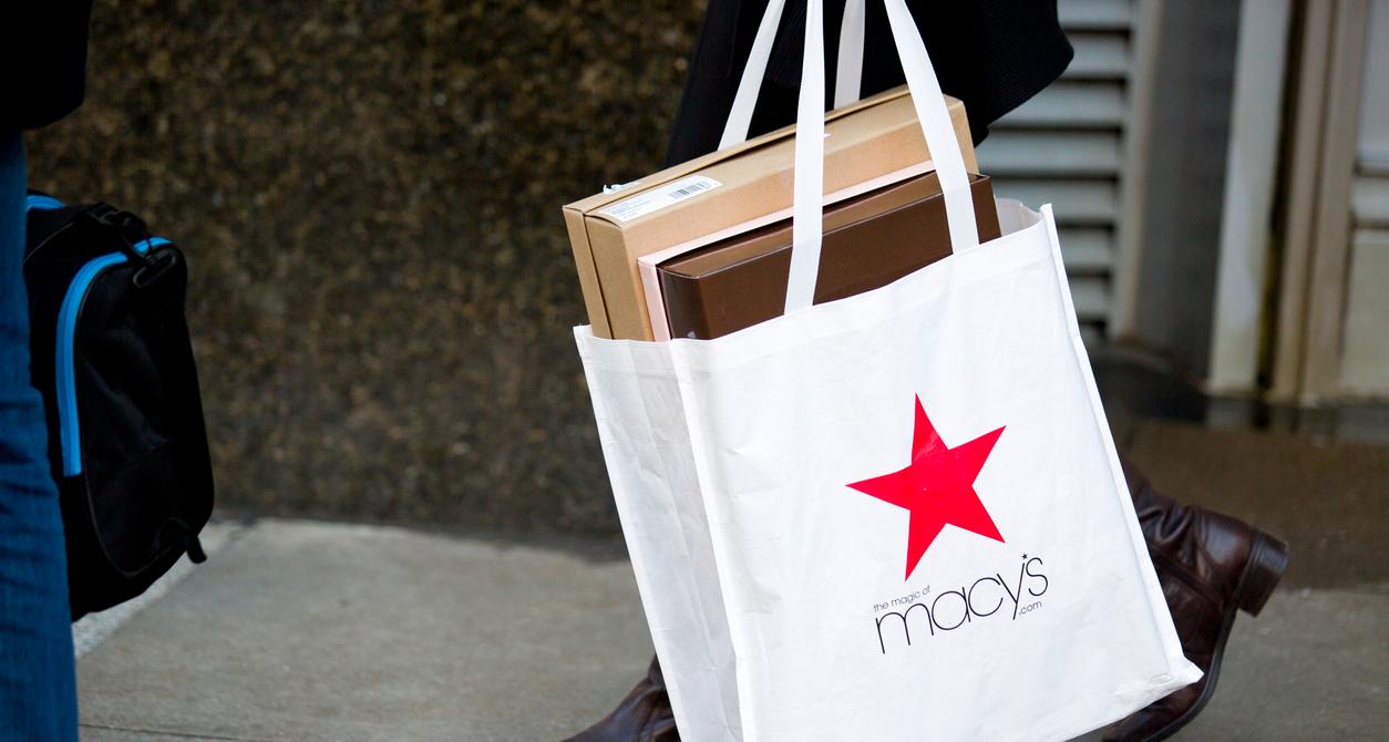 Are Stores Open New Year's Day? You Can Shop at These Stores