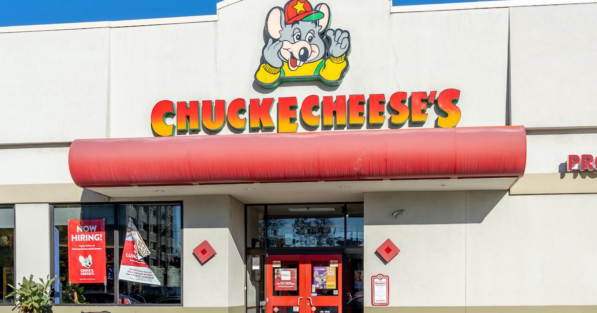 chuck e cheese deals