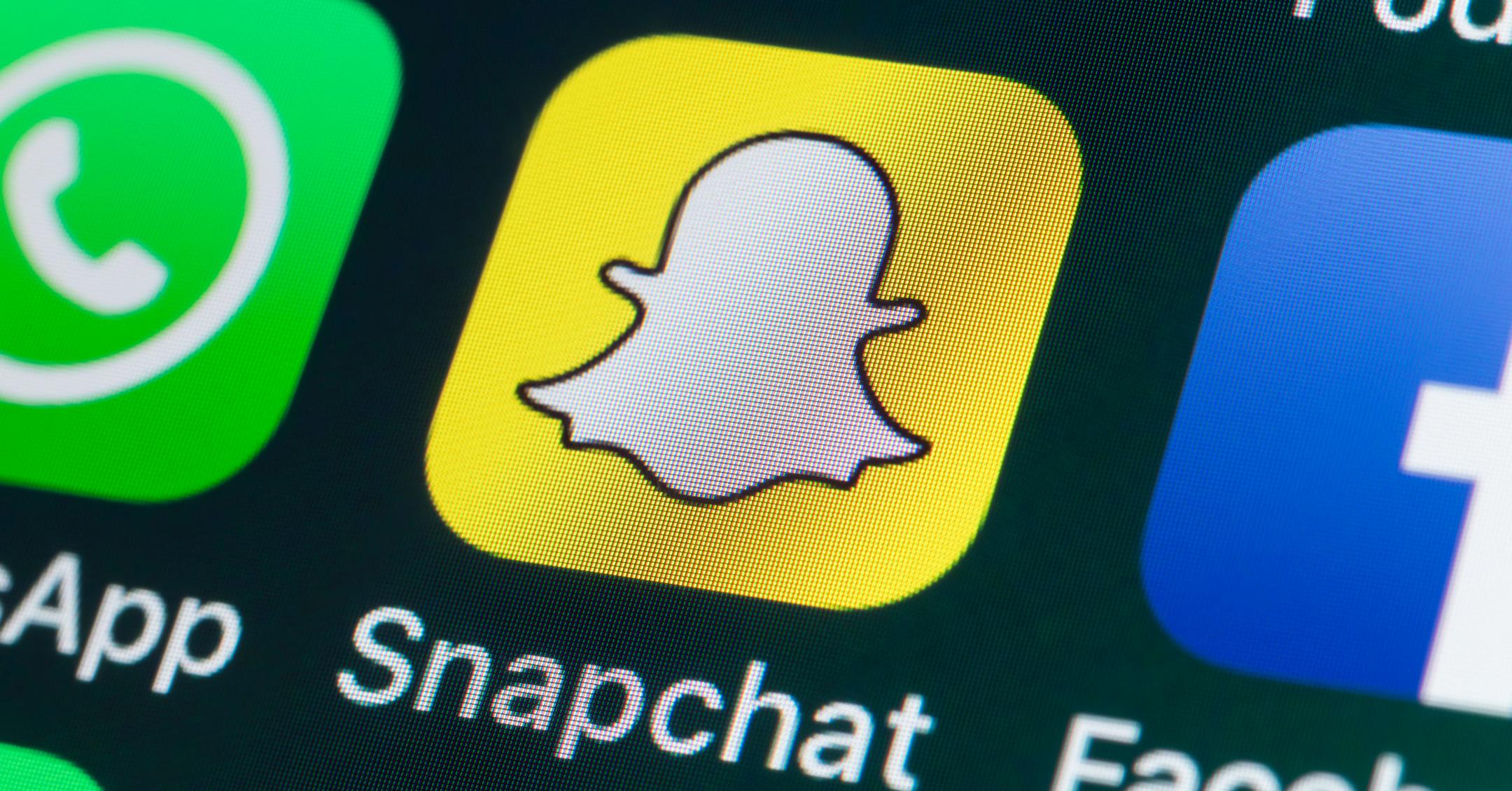 Why Did the Snapchat Heart Go From Red to Yellow? What We Know