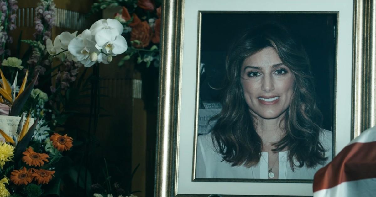 Susan Raynor (Jennifer Esposito) 