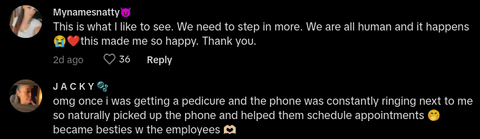 restaurant guest helps server