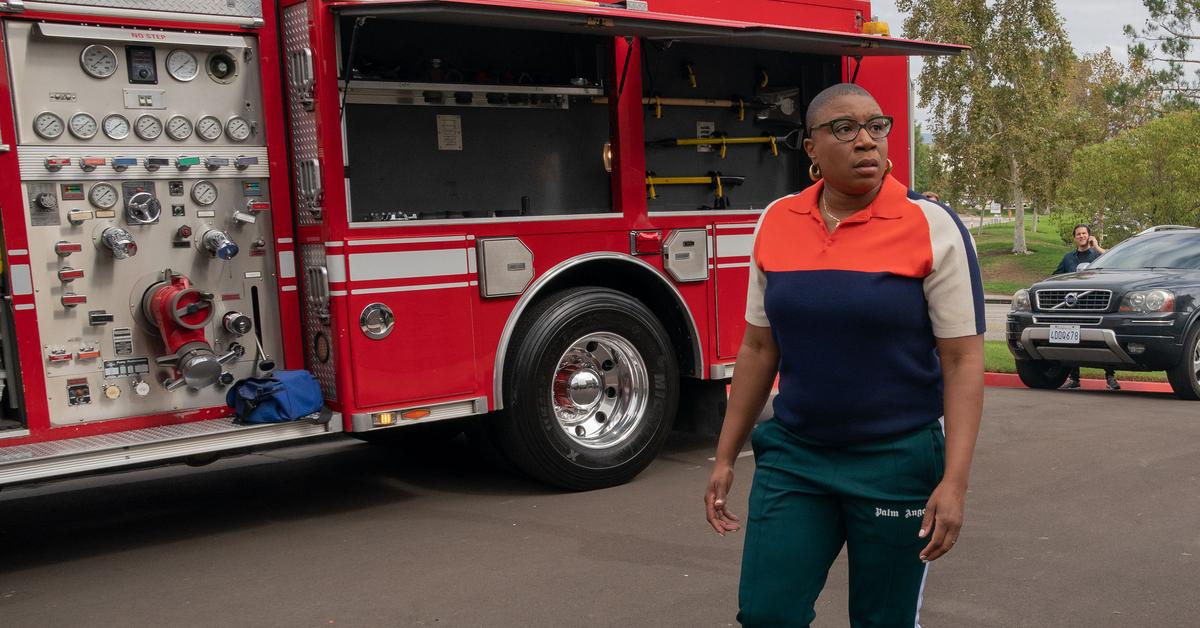 Aisha Hinds as Hen on '9-1-1.'