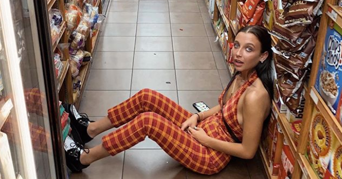Emma Chamberlain Goes Boxing & Shopping in L.A.