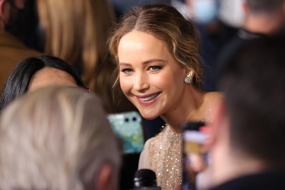 Jennifer Lawrence attends the world premiere of Netflix's "Don't Look Up" 