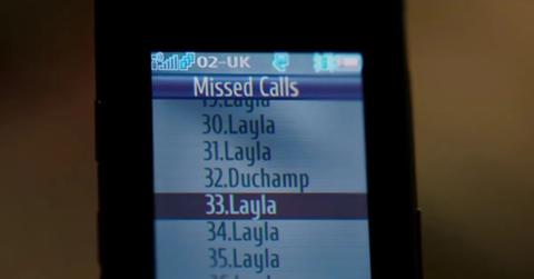 cell phone in 'Moon Knight'