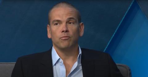 Is Lachlan Murdoch Married?