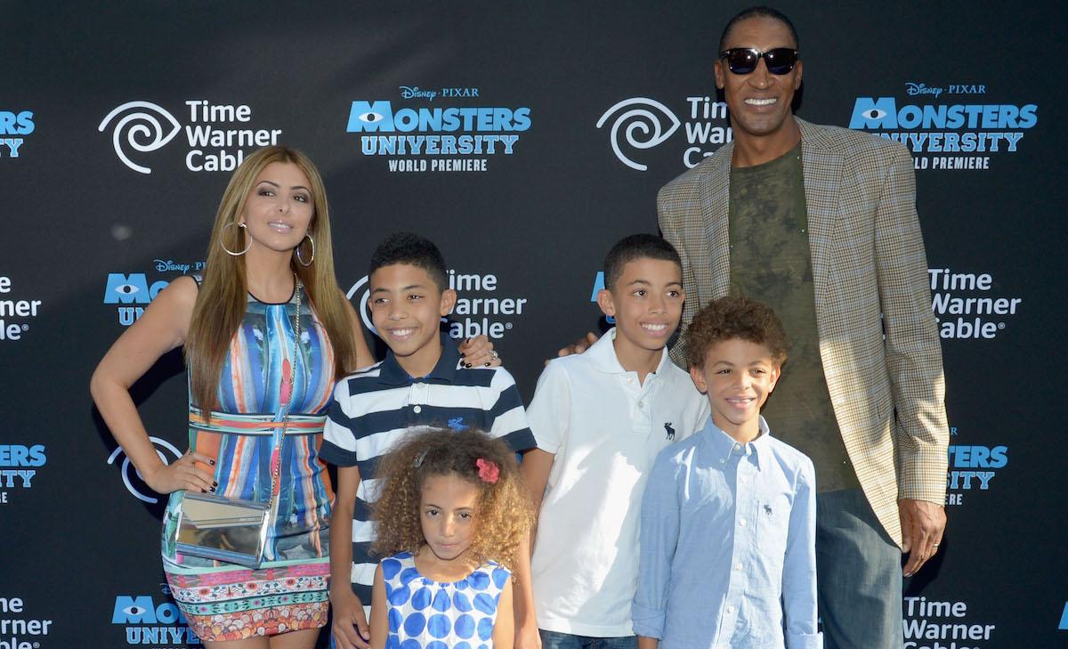 (l-r): Larsa Pippen, Scottie Pippen, and their children