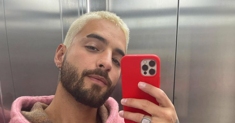 Maluma takes a selfie in the mirror