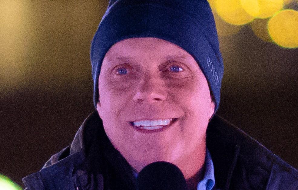 Scott Hamilton at Cleveland Public Square