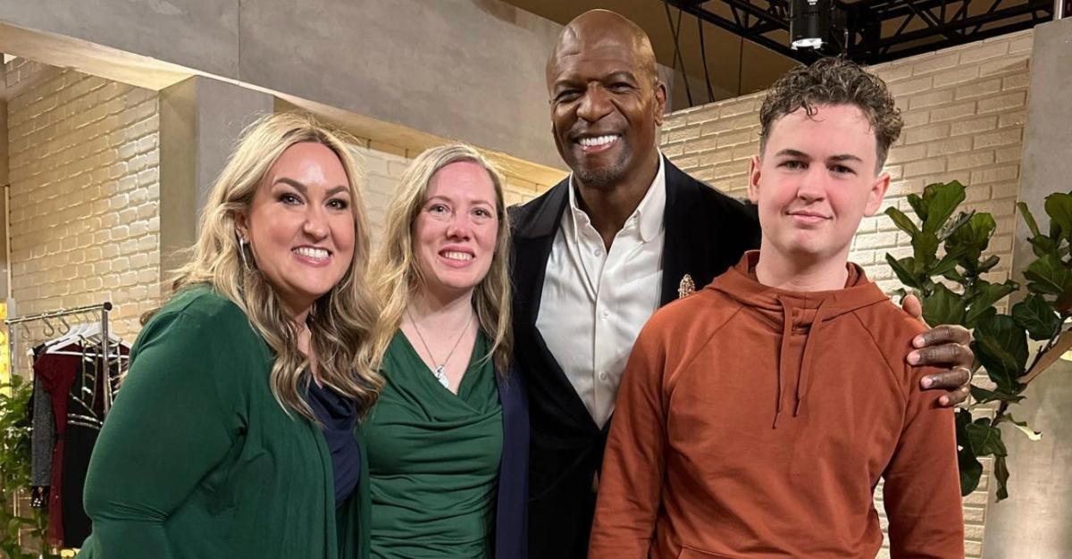 AGT Season 18 contestants Kim and Holly pose with host Terry Crews and Kim's son Beckham