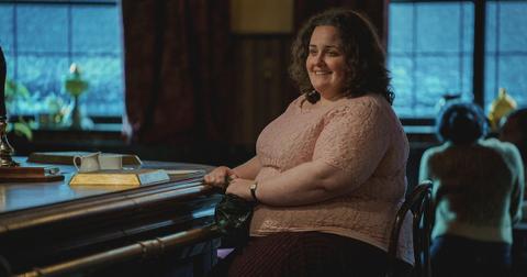 Martha (Jessica Gunning) at the bar in 'Baby Reindeer'