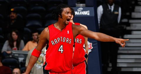 Chris Bosh plays with Raptors