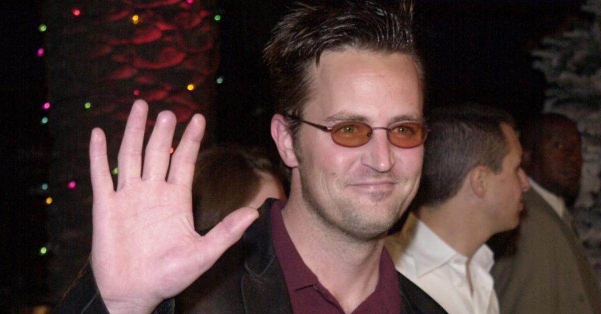 Matthew Perry waving