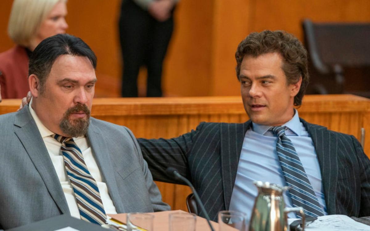 Glenn Fleshler as Russ Faria, Josh Duhamel as Joel Schwartz in 'The Thing About Pam'