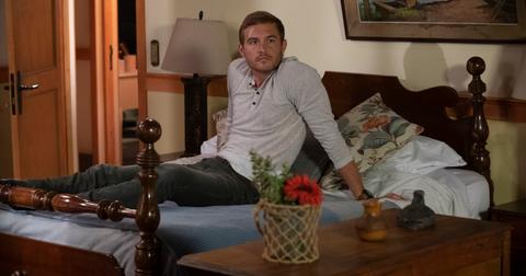 peter-weber-bachelor-finale-1582574704423.jpg