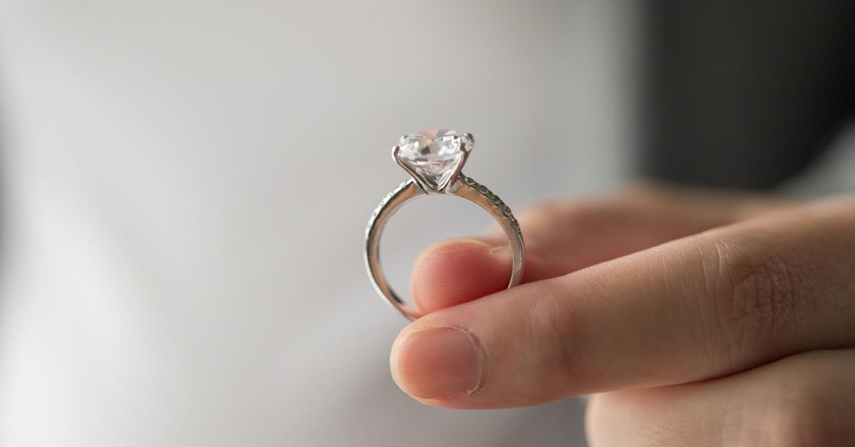 Hand hold beautiful jewelry diamond ring