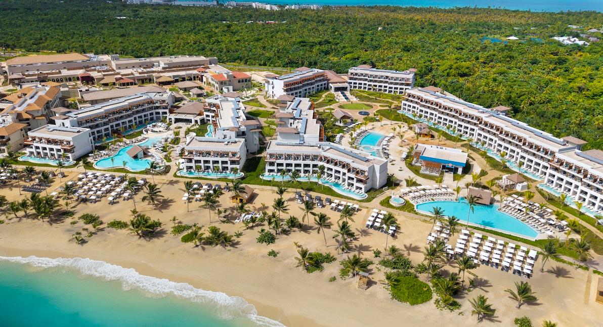 secrets playa esmeralda