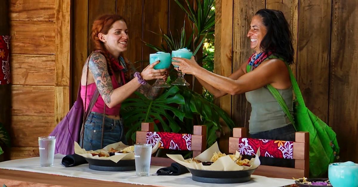 Kenzie and Maria cheers on 'Survivor 46'