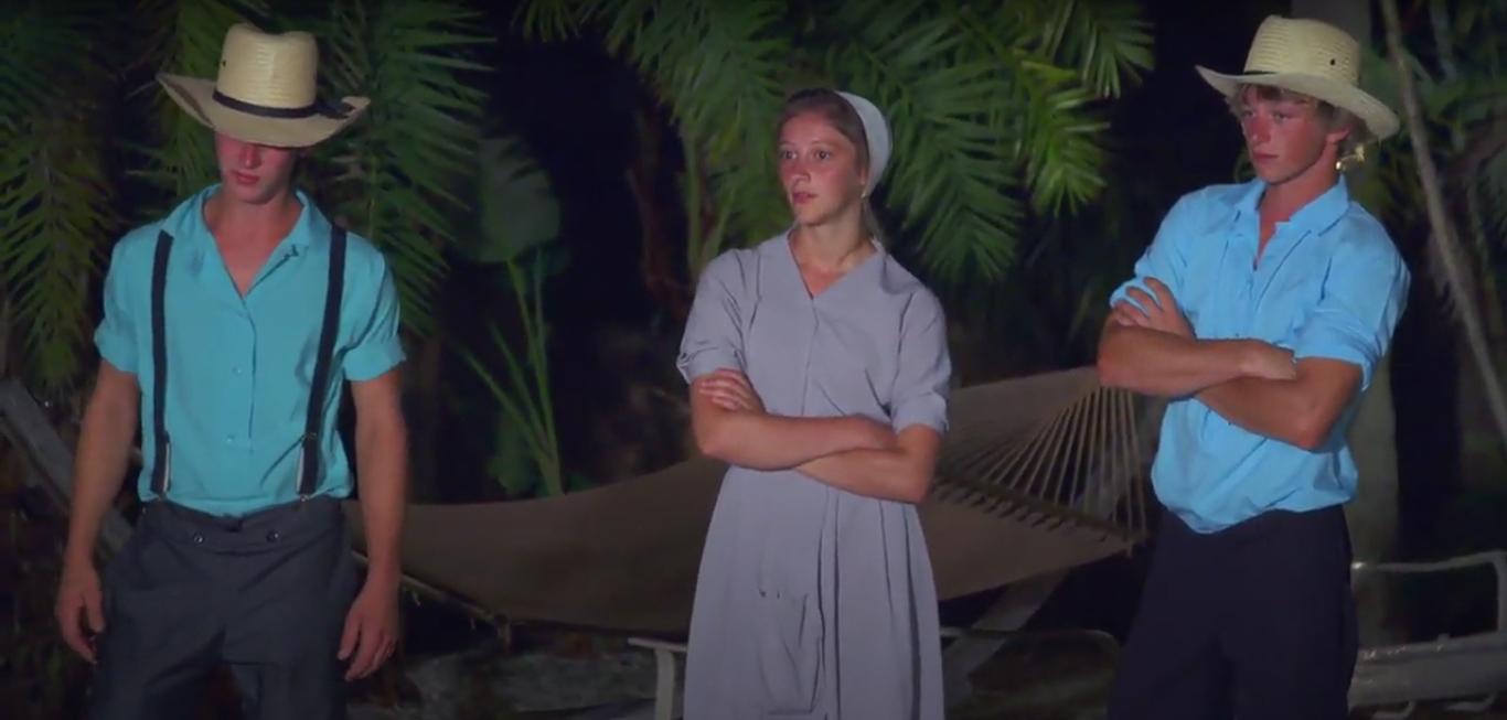 Ray, Rosanna, and Johnny talk by the pool on 'Return to Amish'