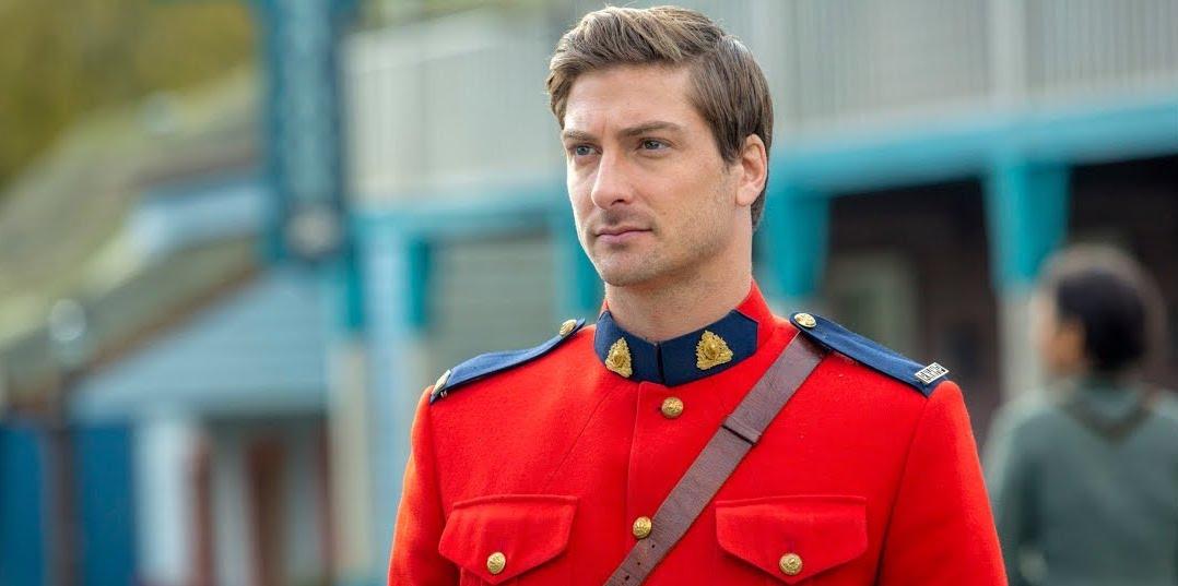 Daniel Lissing on Jack's 'Sweet' Return to 'When Hope Calls