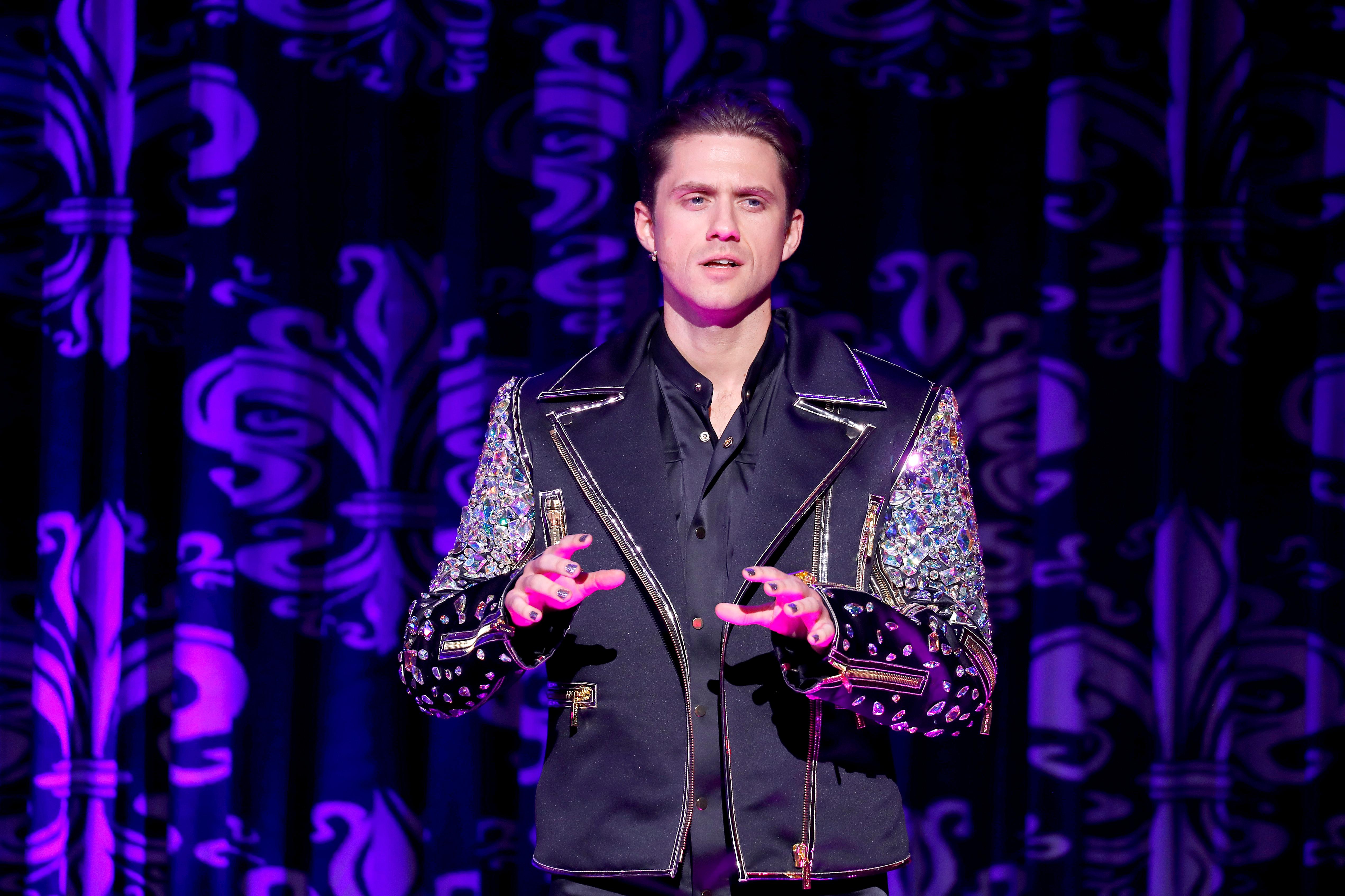 aaron tveit moulin rouge